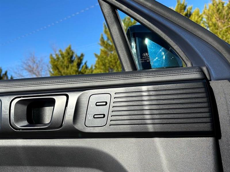 Hyundai Santa Fe  2025