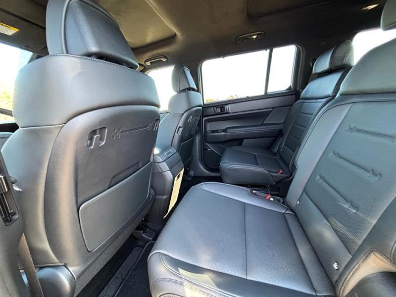 Hyundai Santa Fe  2025