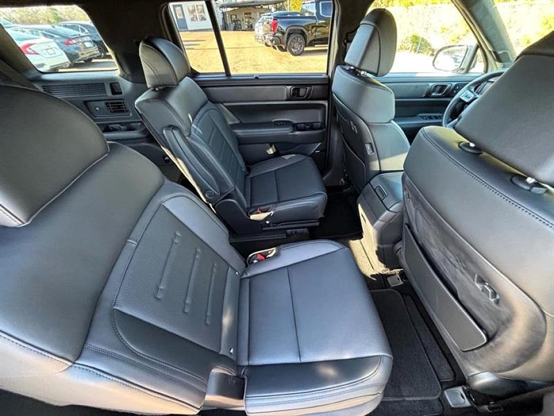 Hyundai Santa Fe  2025