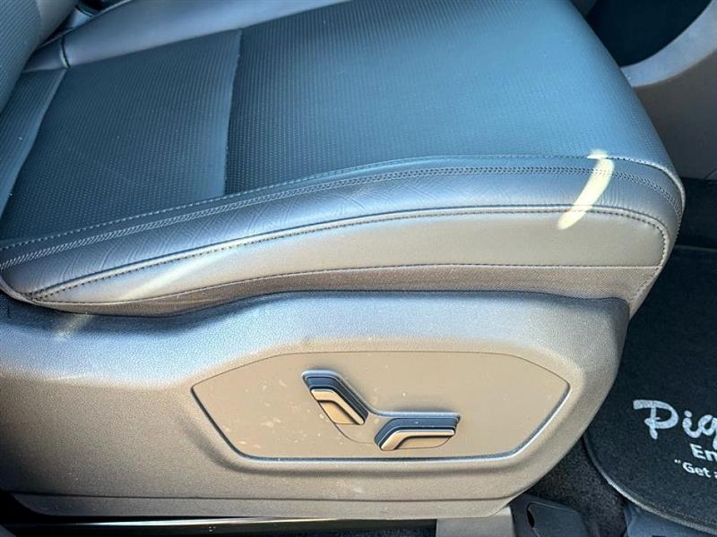 Hyundai Santa Fe  2025