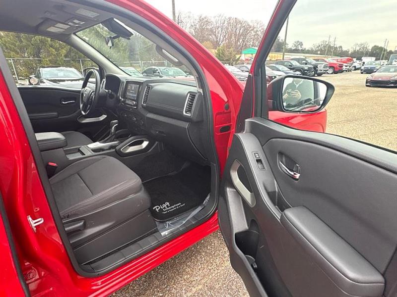 Nissan Frontier  2024