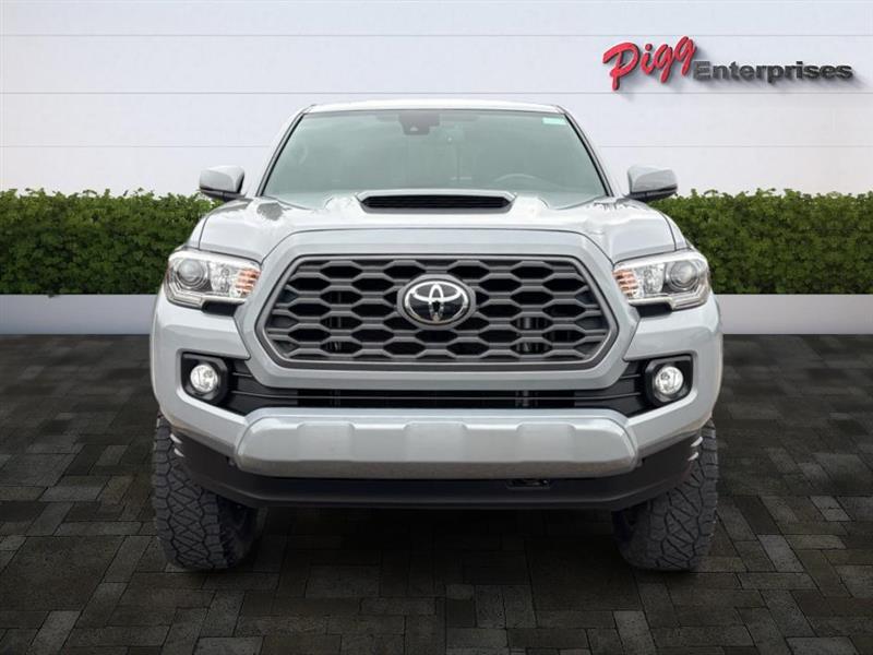 Toyota Tacoma  2021