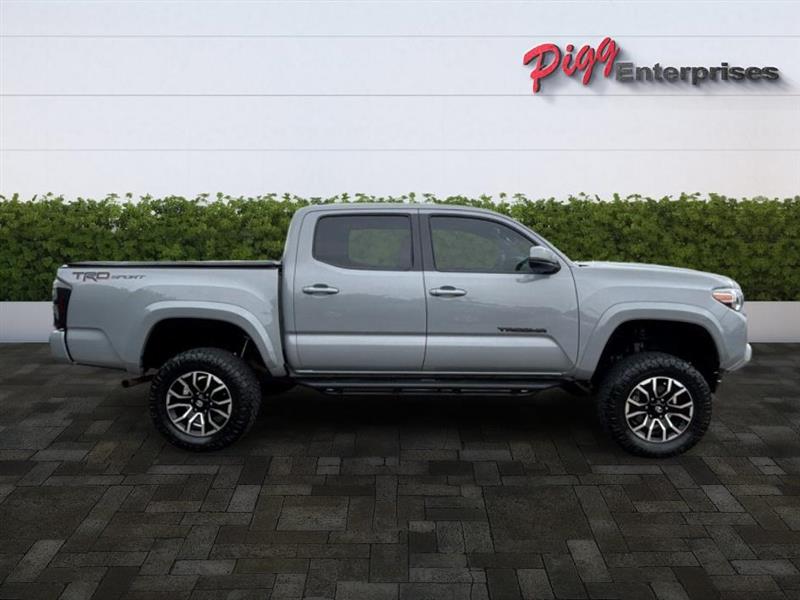 Toyota Tacoma  2021