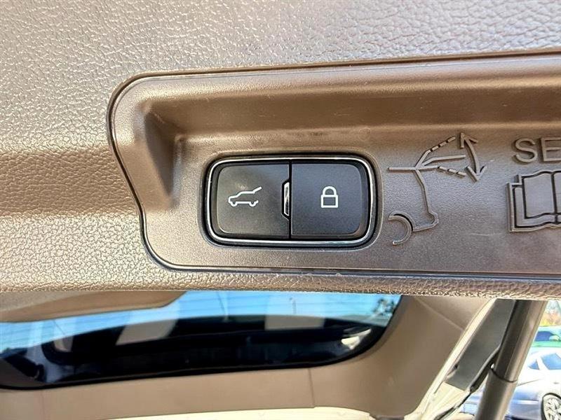 Ford Explorer Platinum 4WD 2020