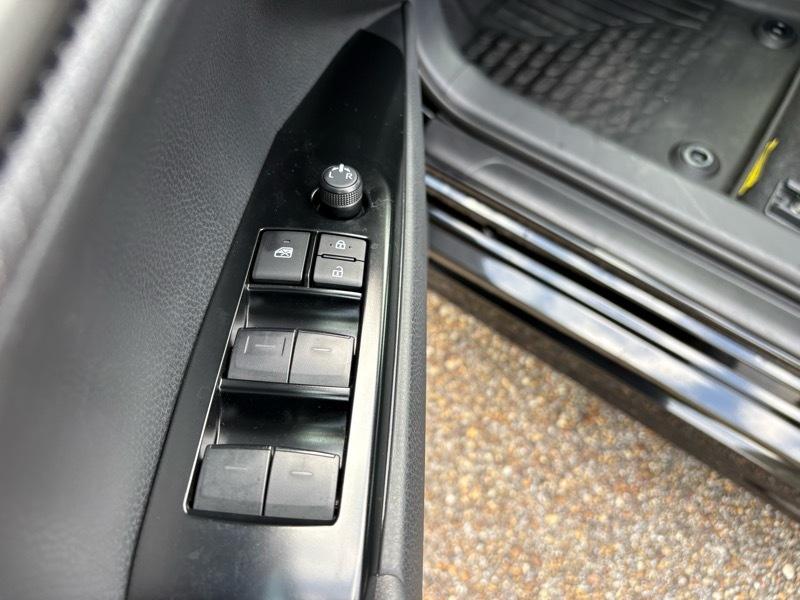 Toyota Camry SE 2026