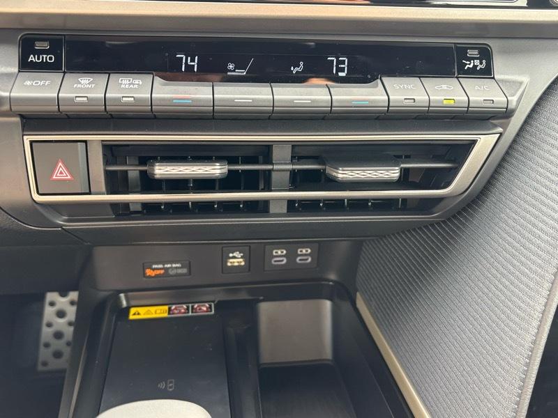 Toyota Camry SE 2026