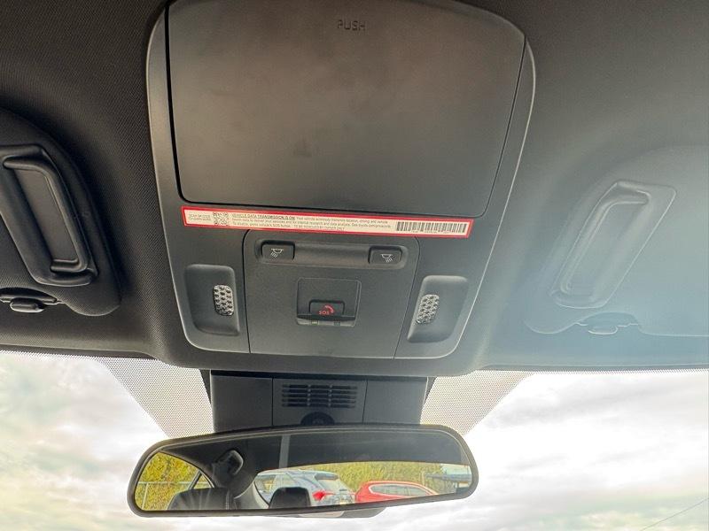 Toyota Camry SE 2026