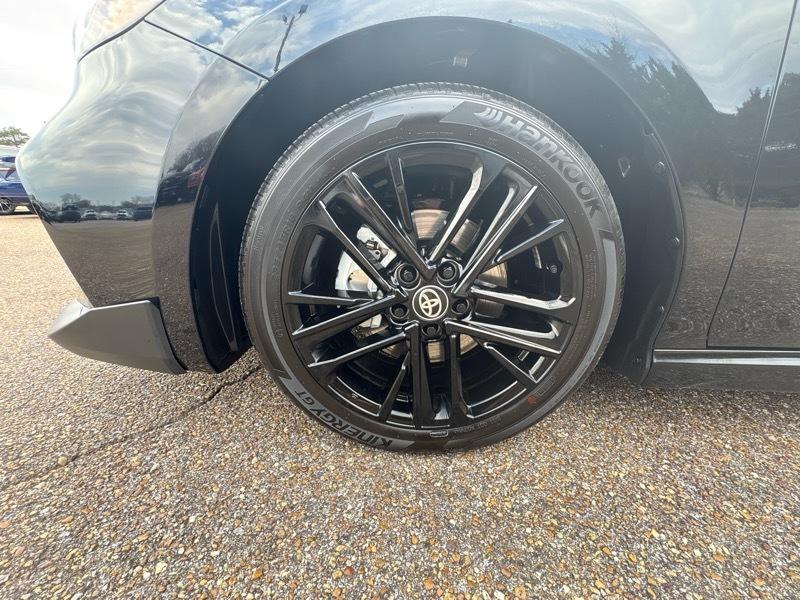 Toyota Camry SE 2026