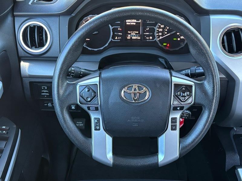 Toyota Tundra  2021