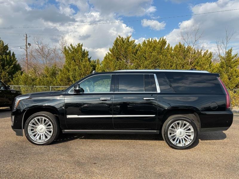 Cadillac Escalade ESV  2020