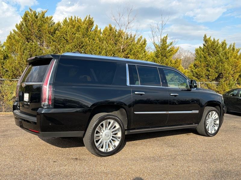 Cadillac Escalade ESV  2020