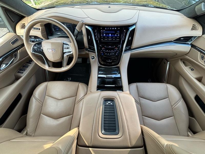 Cadillac Escalade ESV  2020