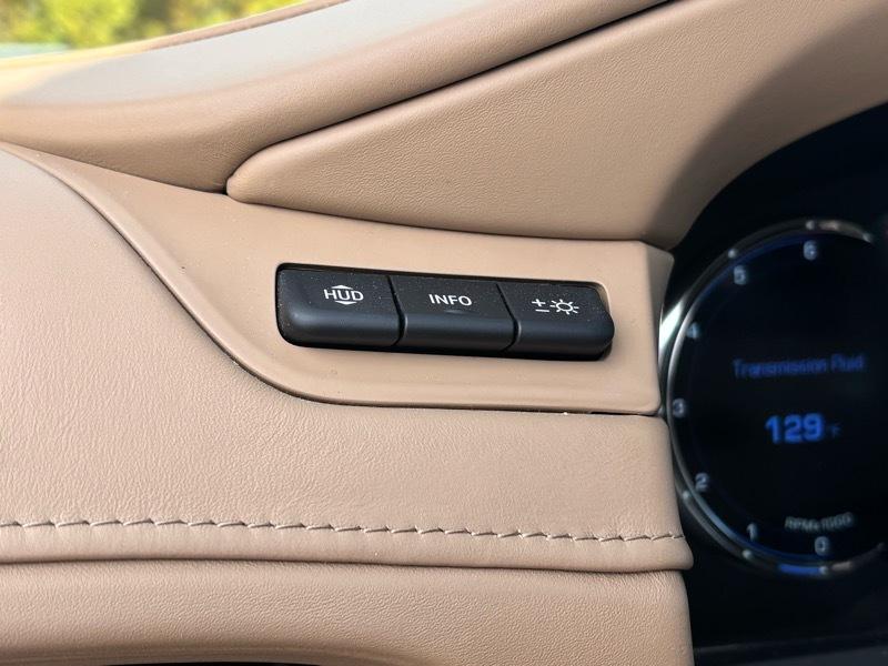 Cadillac Escalade ESV  2020