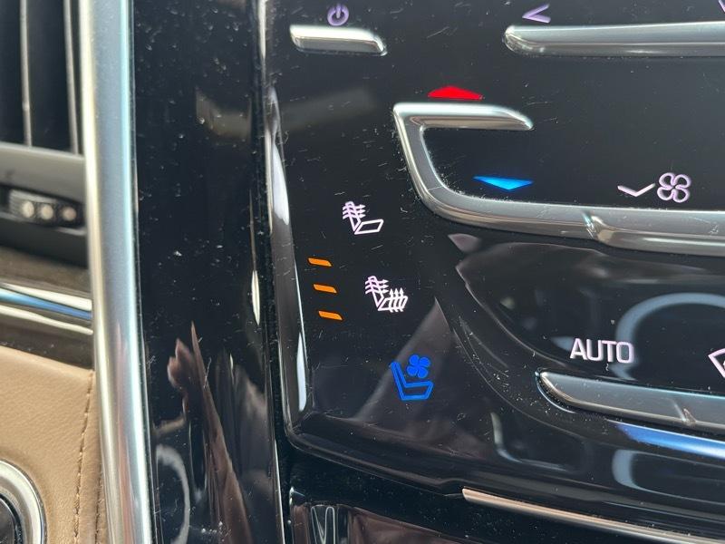 Cadillac Escalade ESV  2020