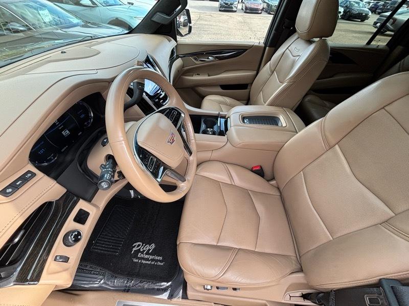 Cadillac Escalade ESV  2020