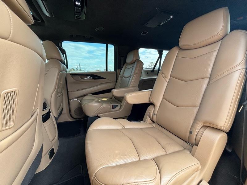 Cadillac Escalade ESV  2020