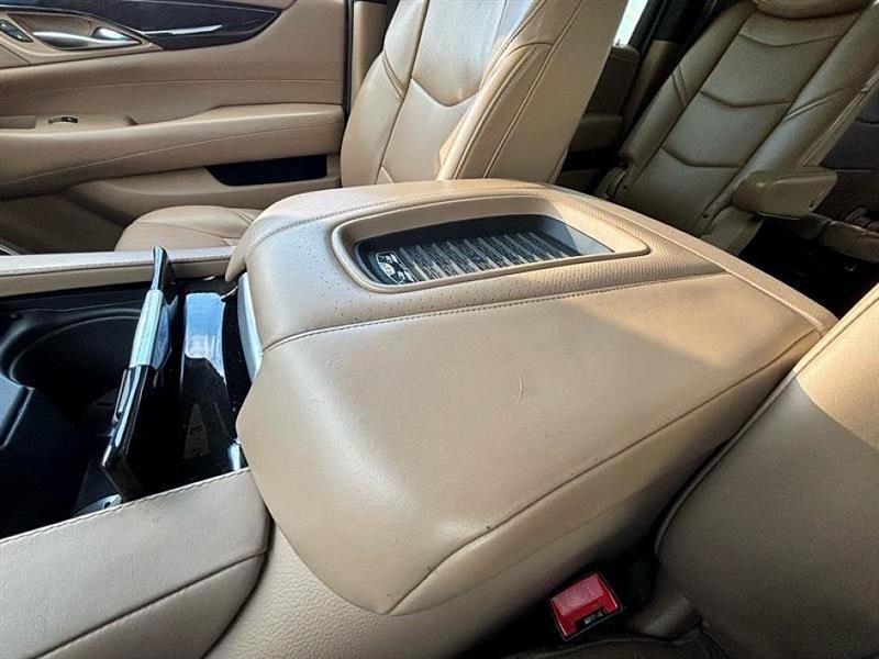 Cadillac Escalade ESV  2020