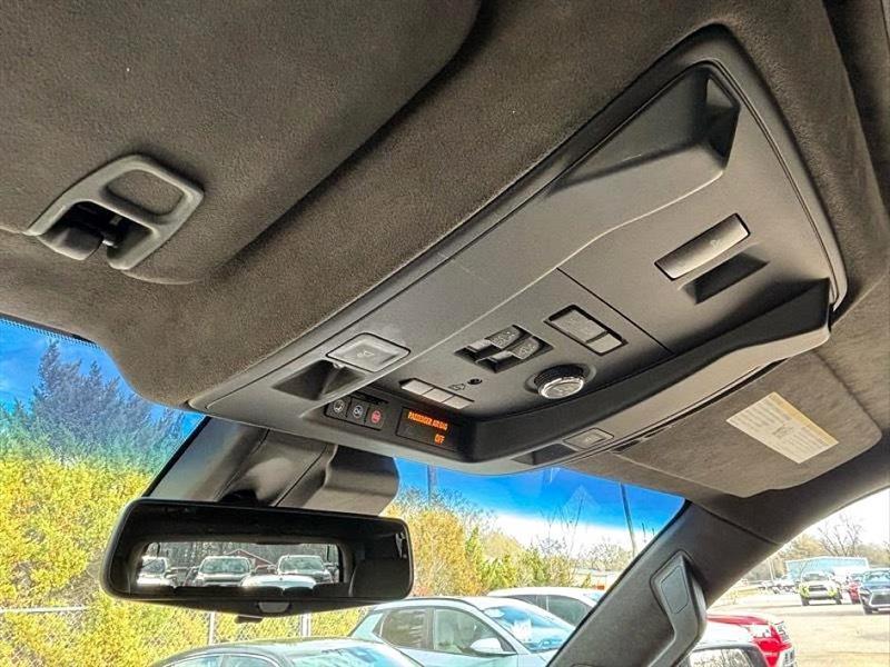 Cadillac Escalade ESV  2020