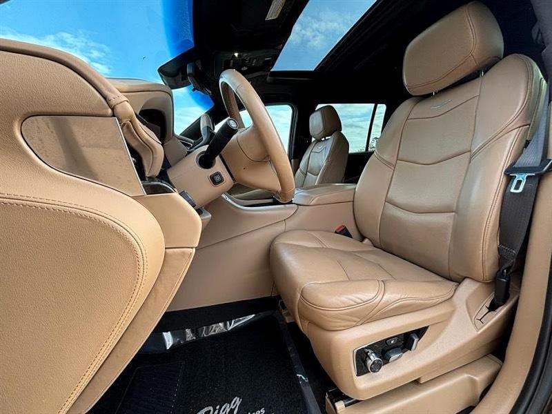 Cadillac Escalade ESV  2020