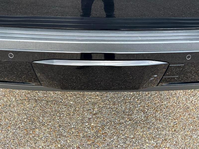 Cadillac Escalade ESV  2020