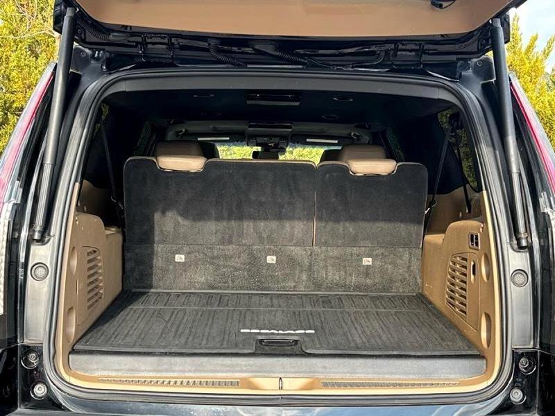 Cadillac Escalade ESV  2020