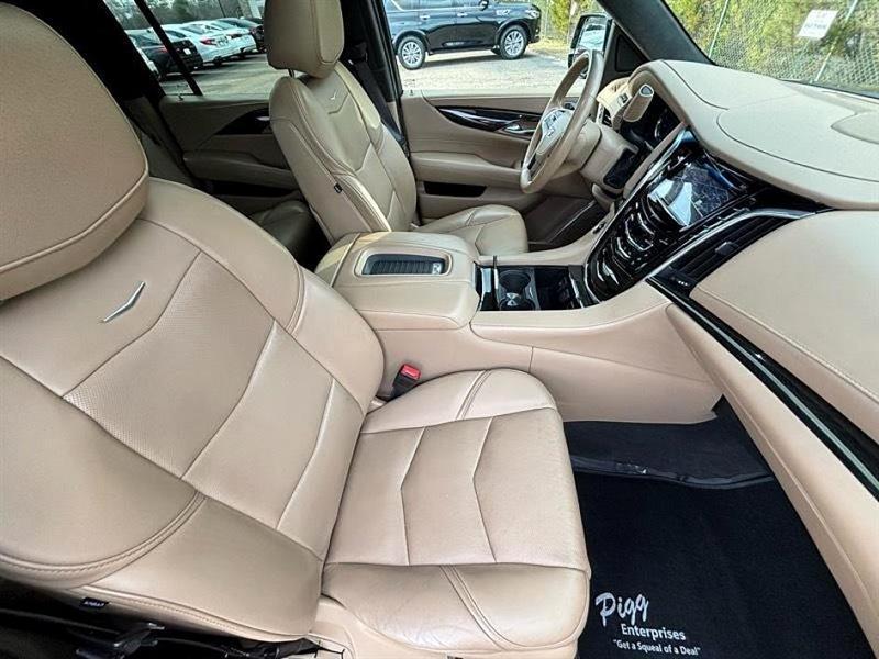 Cadillac Escalade ESV  2020