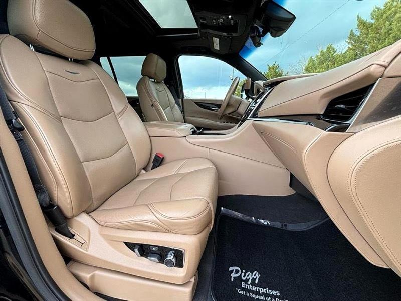 Cadillac Escalade ESV  2020