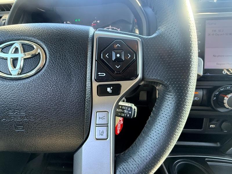 Toyota 4Runner SR5 2WD 2021