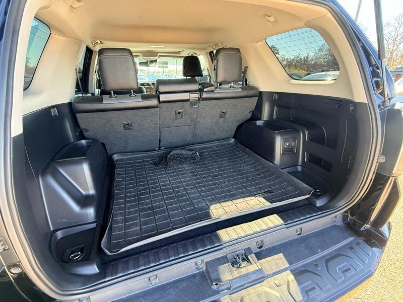 Toyota 4Runner SR5 Premium 4WD 2022