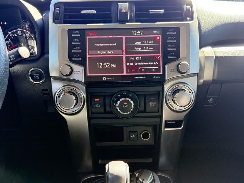 Toyota 4Runner SR5 Premium 4WD 2022