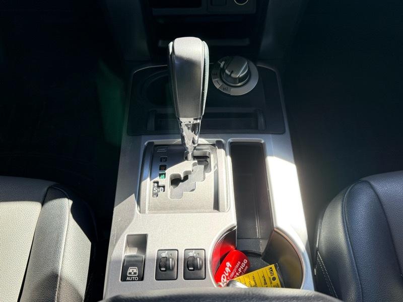 Toyota 4Runner SR5 Premium 4WD 2022