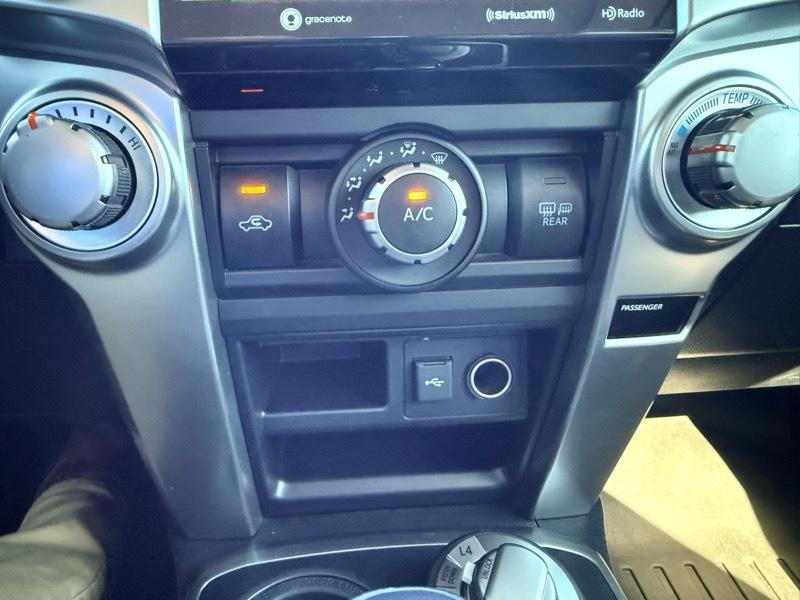 Toyota 4Runner SR5 Premium 4WD 2022