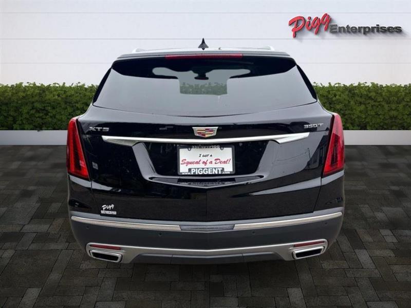Cadillac XT5  2025