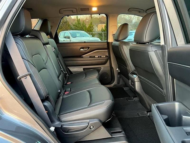 Nissan Pathfinder  2023