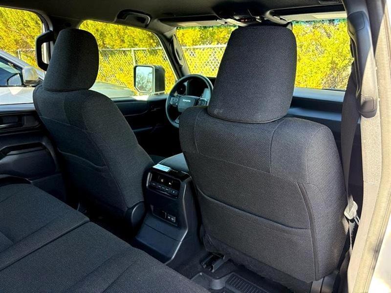 Toyota Land Cruiser  2025