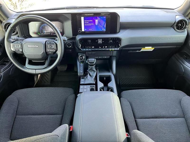 Toyota Land Cruiser  2025