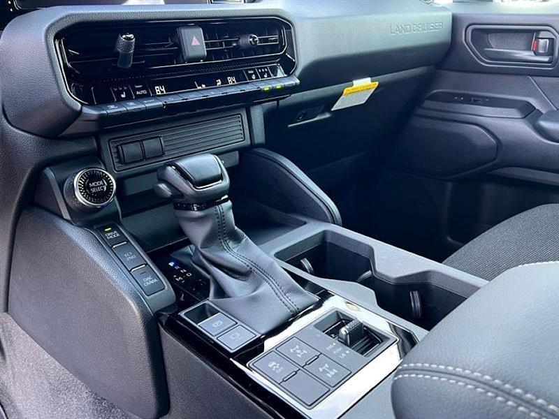 Toyota Land Cruiser  2025