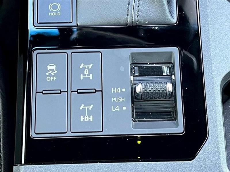 Toyota Land Cruiser  2025