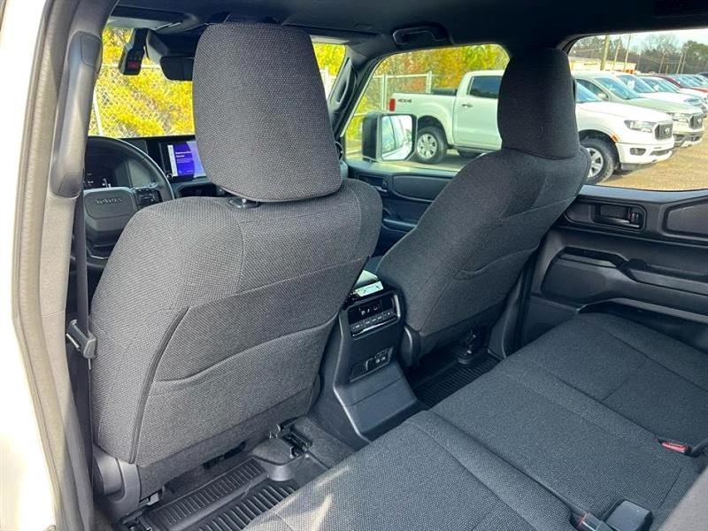 Toyota Land Cruiser  2025