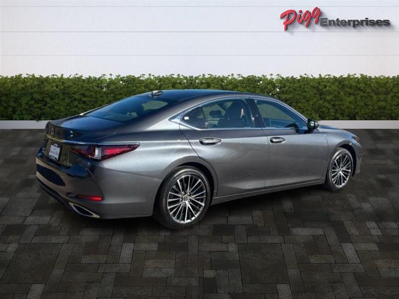 Lexus ES 350  2024