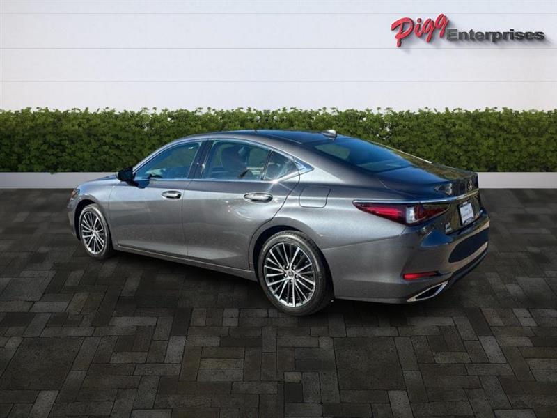 Lexus ES 350  2024