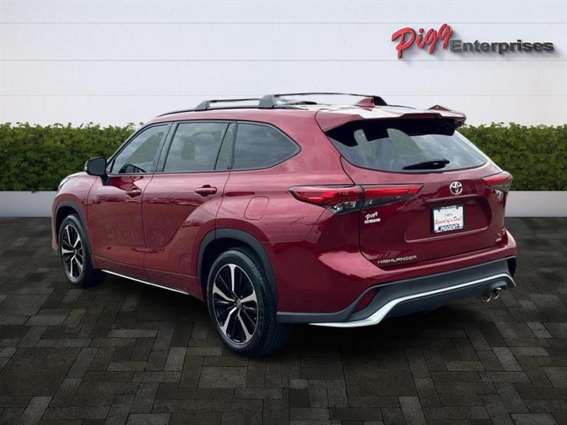 Toyota Highlander  2021