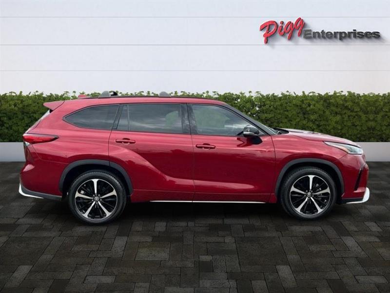 Toyota Highlander  2021