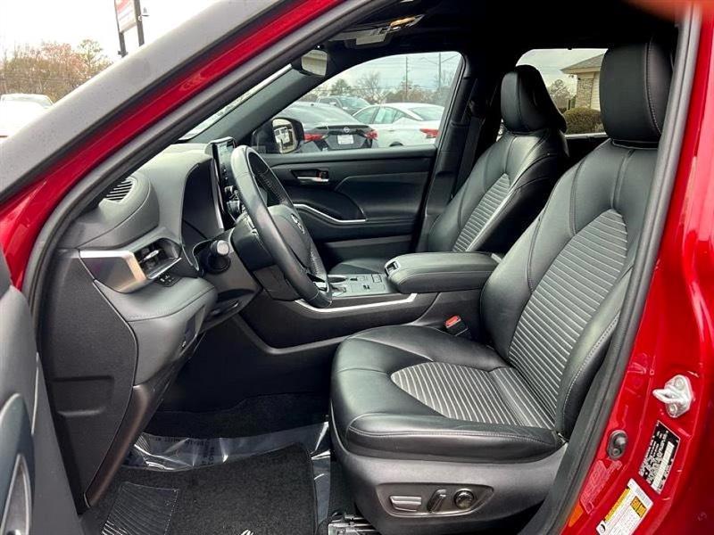 Toyota Highlander  2021