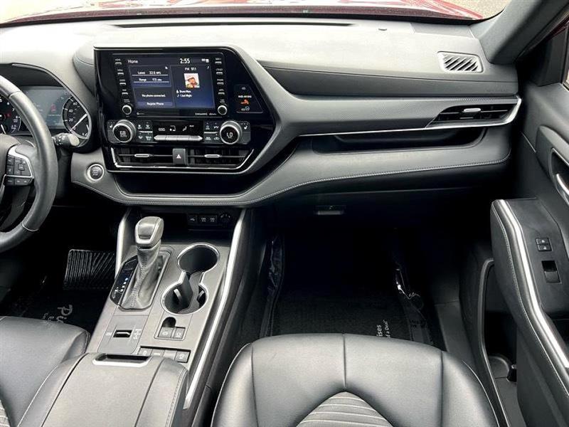 Toyota Highlander  2021