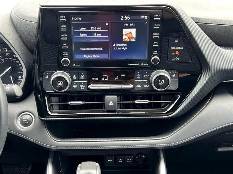 Toyota Highlander  2021