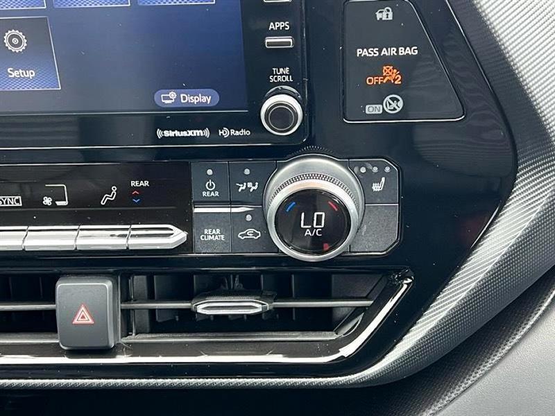 Toyota Highlander  2021