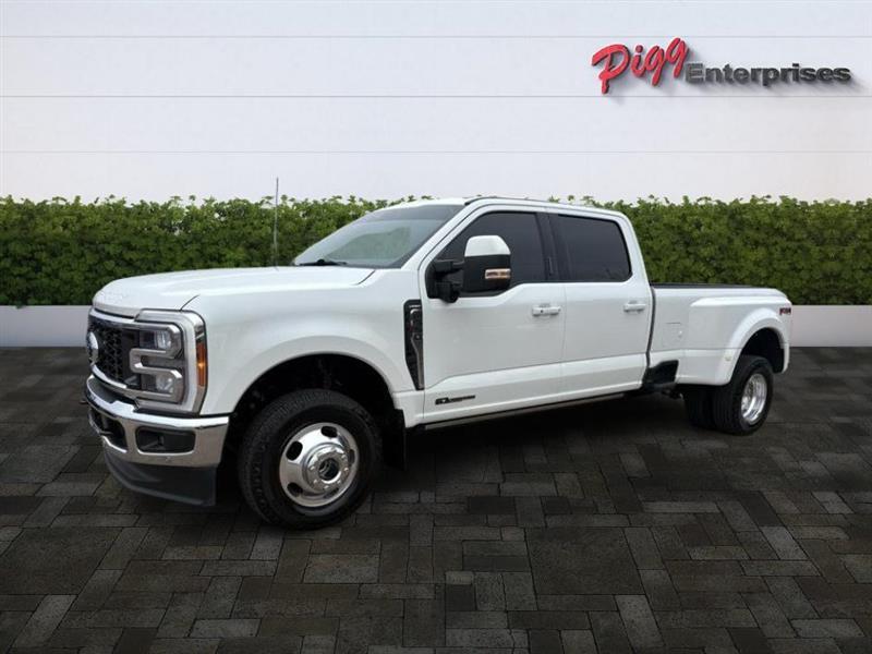 Ford Super Duty F-350 DRW  2023