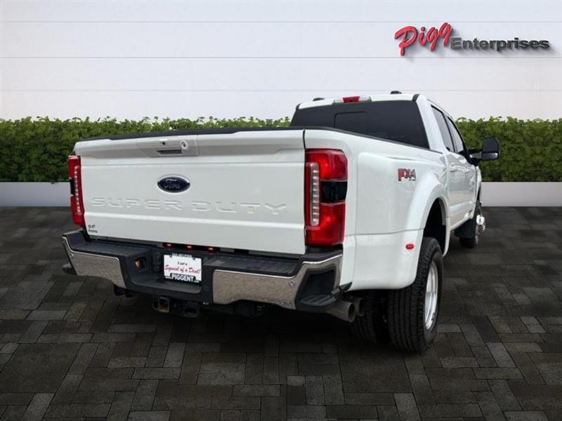 Ford Super Duty F-350 DRW  2023