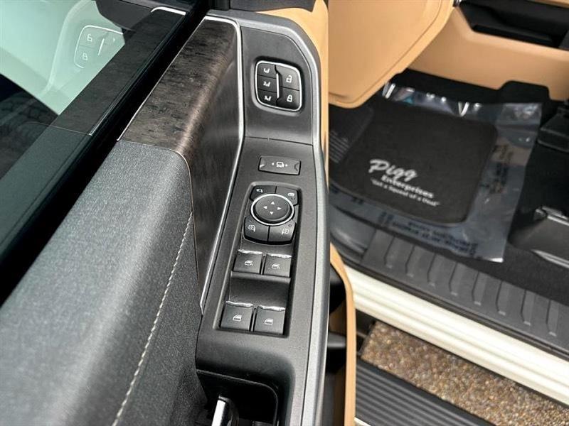 Ford Super Duty F-350 DRW  2023